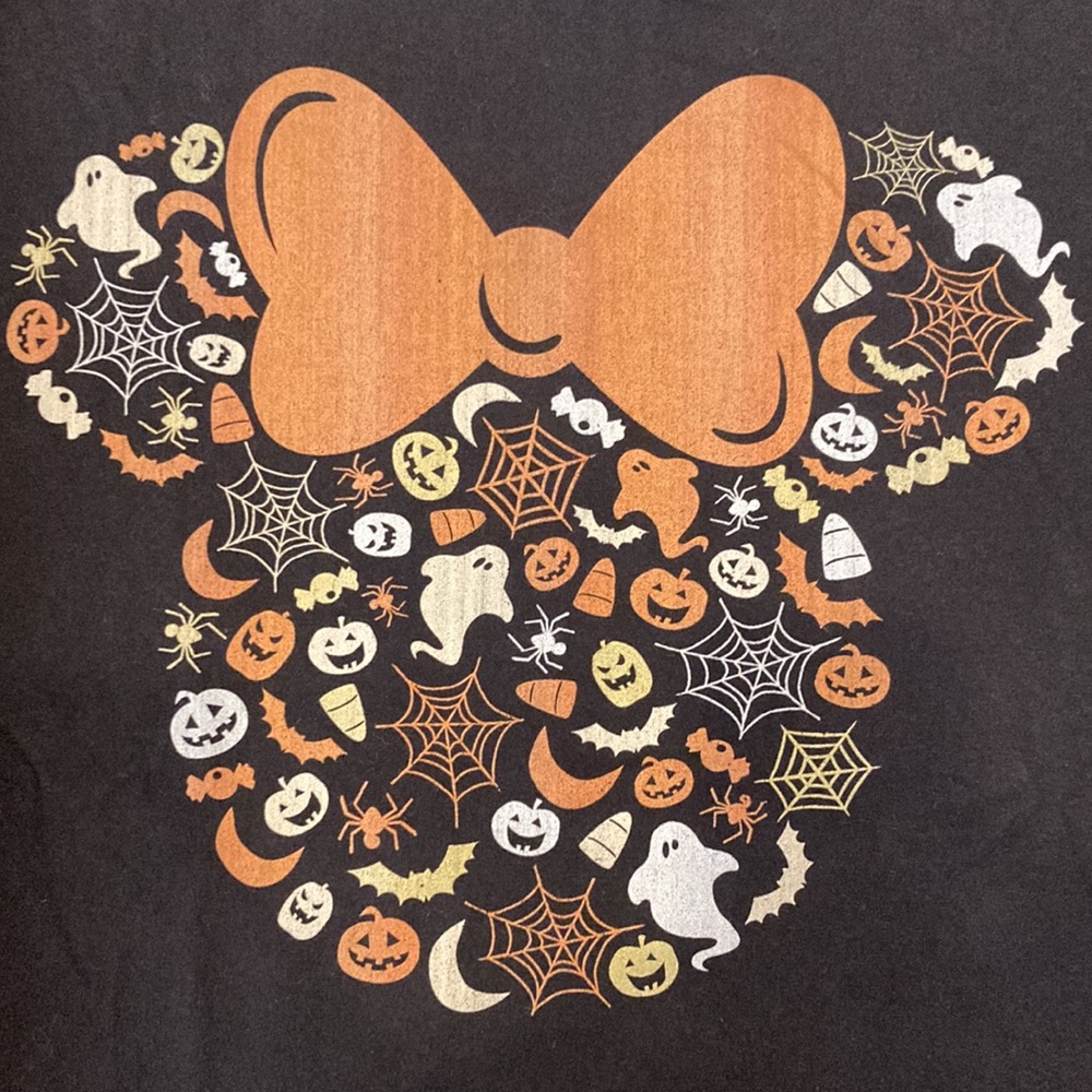 Disney “Spooky” Minnie Mouse Tshirt